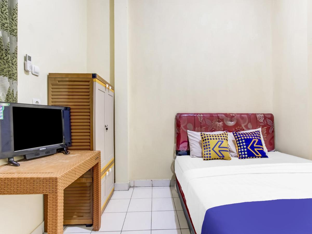 SPOT ON 91374 Asia Stay Semarang Bagian luar foto